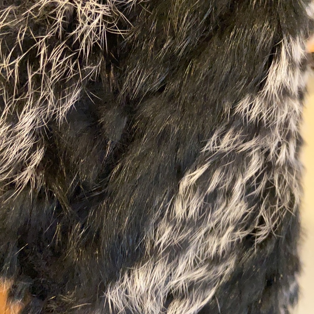Marc by Marc Jacobs fur vest - Picture 3 of 7